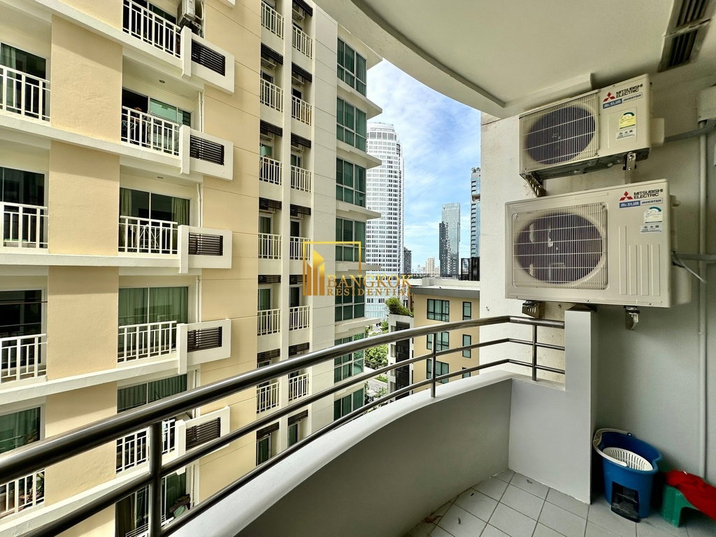picture Top View Tower | Beautifully Renovated 3 Bedroom Condo - BR18206CD - 5/36