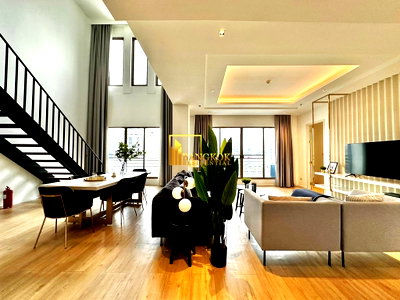 Apartment building for rent Srinakharinwirot University Prasanmit Campus : Beautiful 3 Bedroom Duplex Apartment in Thonglor - BR21004AP