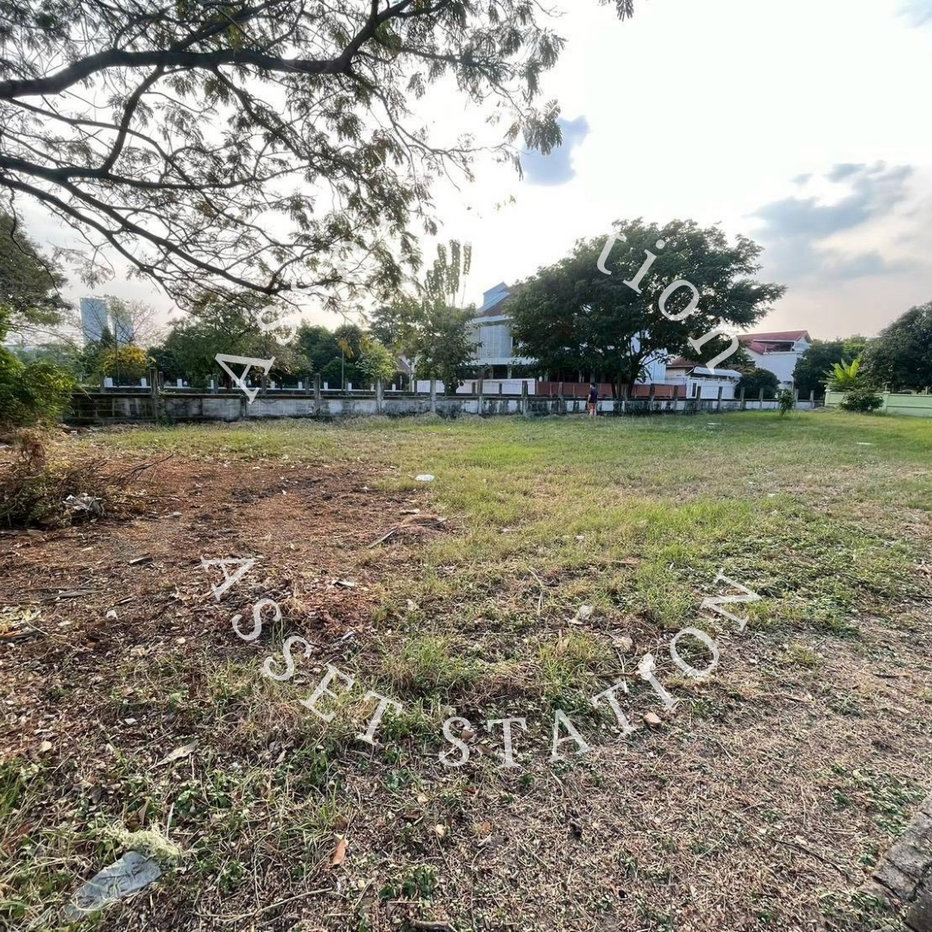รูป ขายที่ดินในหมู่บ้าน กฤษฎานคร 21 พื้นที่โล่งสวย ทำเลดี เหมาะปลูกบ้าน - รูปที่ 6/7