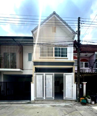 ทาวน์โฮม ถนนสายไหม : ฟรีโอน! ทาวน์เฮ้าส์ 2 ชั้น ฉัตรณรงค์วิลล่า 3 ลำลูกกา | ใกล้ BTS คูคต | ตกแต่งใหม่! | 1.89 ลบ.