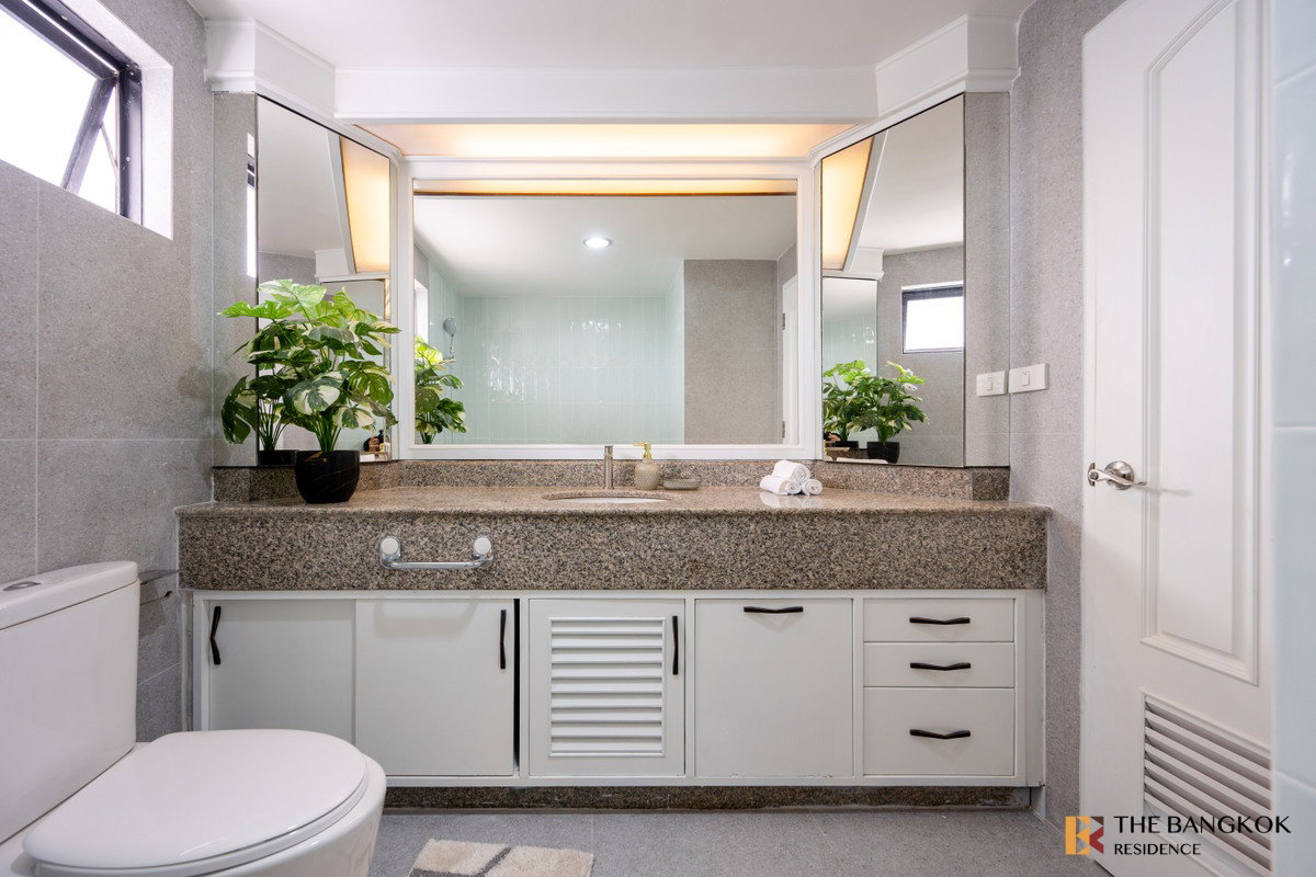 รูป  💥 ดีลพิเศษ!  💥ห้องรีโนเวทใหม่ Las Colinas Condo ใกล้ BTS อโศก - รูปที่ 16/20