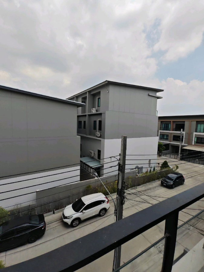 รูป ให้เช่าทาวน์โฮม Premium Place พหลโยธิน–รามอินทรา (ถนนเทพรักษ์) ทาวน์โฮม 3 ชั้น 4 ห้องนอน ทำเลดี ใกล้ BTS สายหยุด และสะพานใหม่ เดินทางสะดวก - รูปที่ 15/17