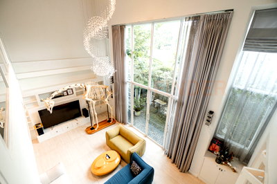 เช่าบ้านเดี่ยว ท่าเรือวัดใหม่ช่องลม : House Soi PhromSi 2 Sukumvit 49 4 bedrooms, for rent