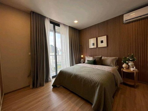 XT Phayathai【𝐒𝐄𝐋𝐋 & 𝐑𝐄𝐍𝐓】🔥The room is decorated with modern furniture and orange lights, adding a modern🔥 Contact Line ID: @hacondo