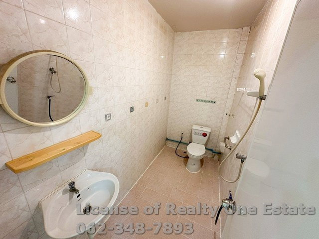 รูป ขายบ้าน ทาวน์เฮ้าส์ หมู่บ้านวรารักษ์ รามอินทรา – คู้บอน ซอยเลียบคลองสอง 27 - รูปที่ 15/16