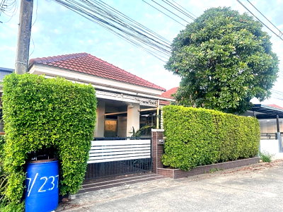 Houses for sale : ✨ Single-Storey Detached House for Sale – Warintorn Village, Rangsit Khlong 3 ✨located near BTS Khu Khot (Green Line),