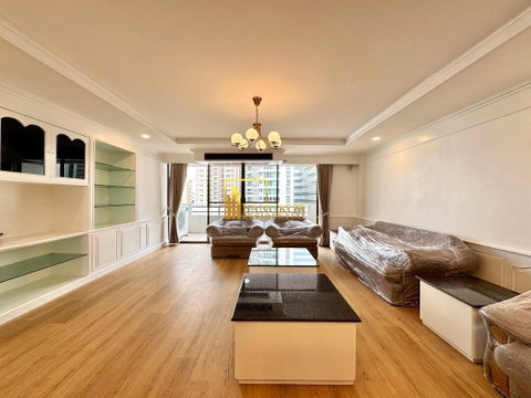 Wattana Heights | Beautifully Renovated 3 Bed Condo in Asoke - BR19206CD