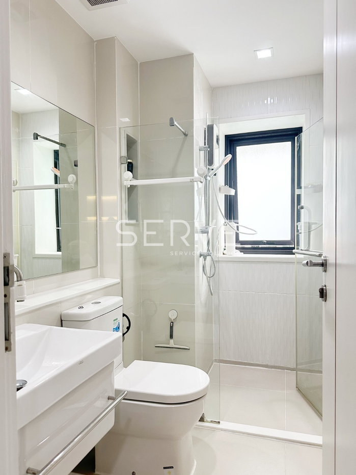 รูป 🔥2นอน ห้องกว้าง ไซส์ใหญ่ ตกแต่งหรู วิวดี เฟอร์จัดเต็ม พร้อมอยู่ คอนโดทำเลดีๆ ใกล้ MRT พระราม 9 ,เซ็นทรัลพระราม 9 @ Life Asoke - Rama 9  - รูปที่ 11/13