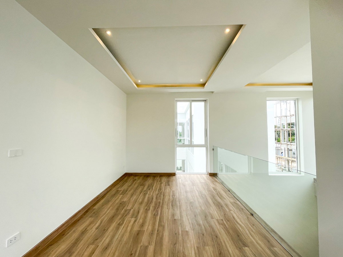 รูป บ้านเดี่ยวใกล้เมือง วิวสวย เดินทางเข้าออกหลายทางใกล้สนามบิน - รูปที่ 7/18