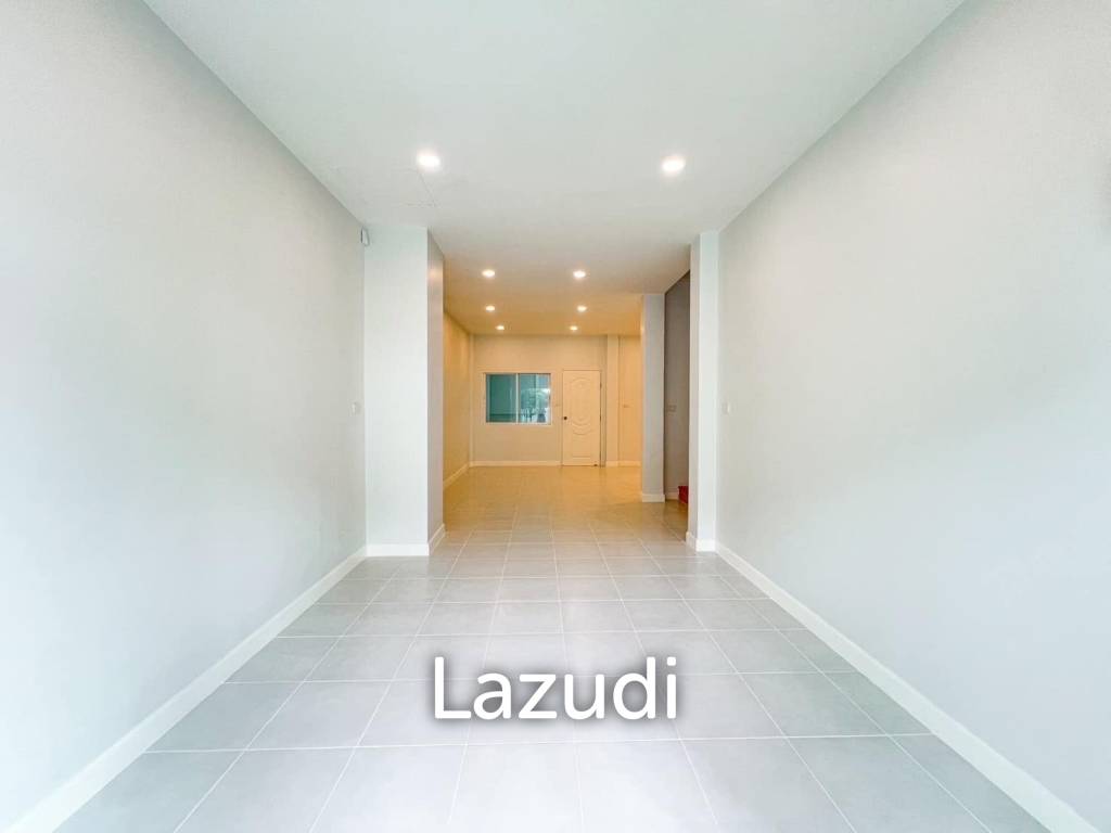 รูป 3-Bedroom Townhouse Near Central Phuket - รูปที่ 12/18