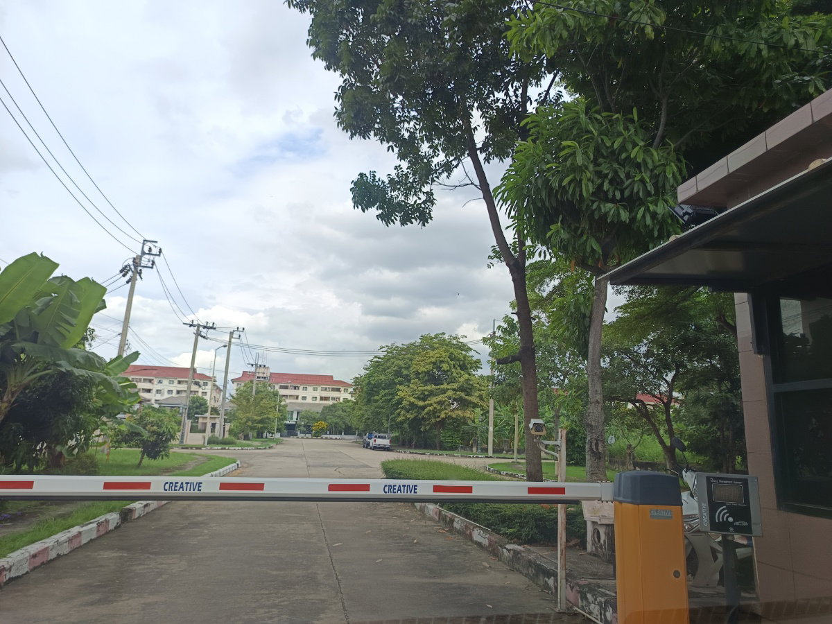 รูป ขายที่ดิน หมู่บ้านปัญญา P4 ถนนปัญญาอินทรา พระยาสุเรนทร์ กทม - รูปที่ 4/23