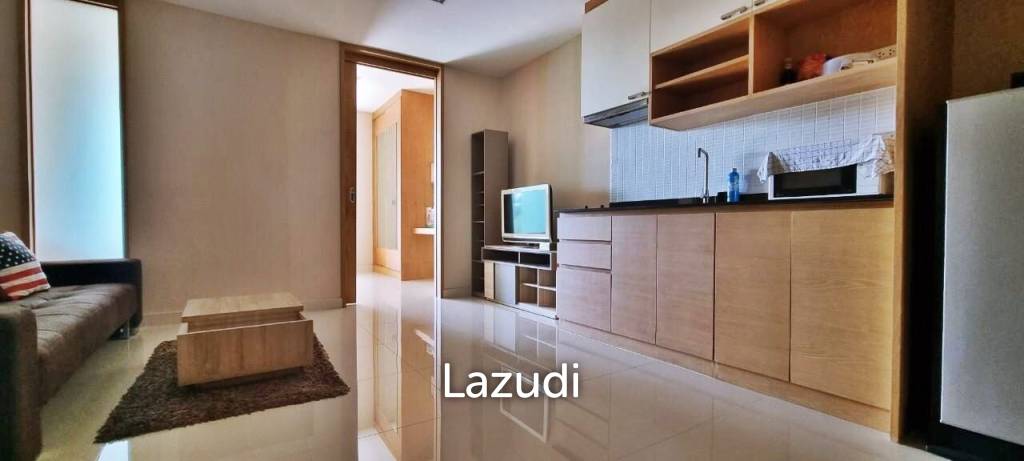 รูป Beachfront Jomtien Residence for Sale - รูปที่ 1/9
