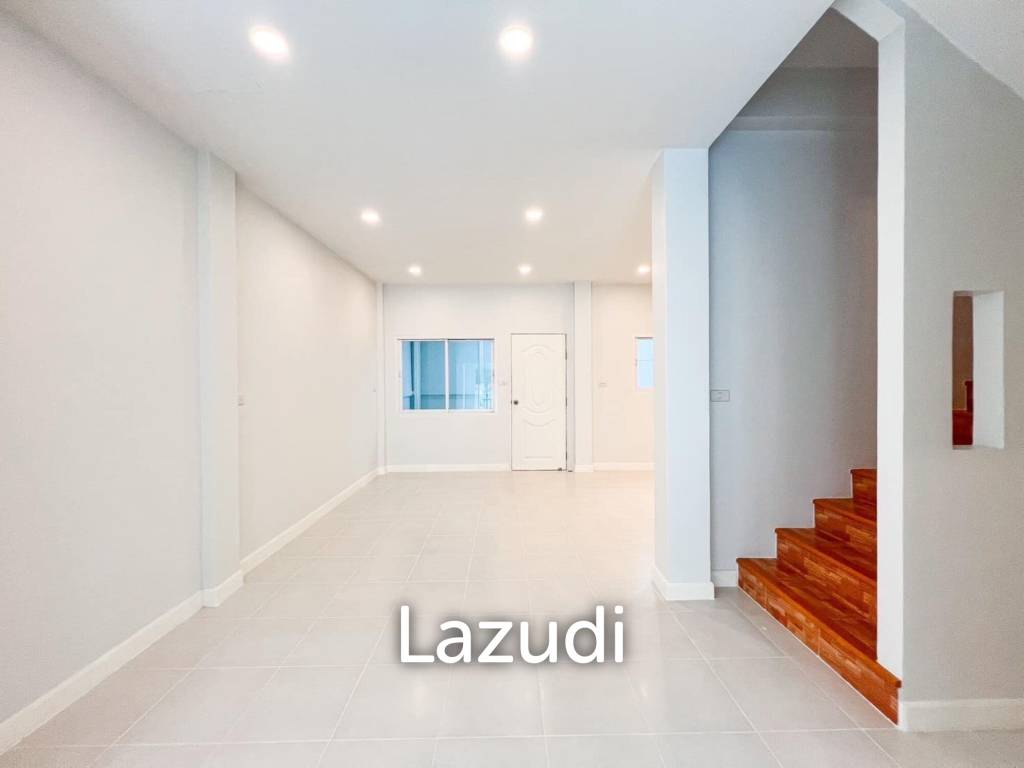 รูป 3-Bedroom Townhouse Near Central Phuket - รูปที่ 3/18