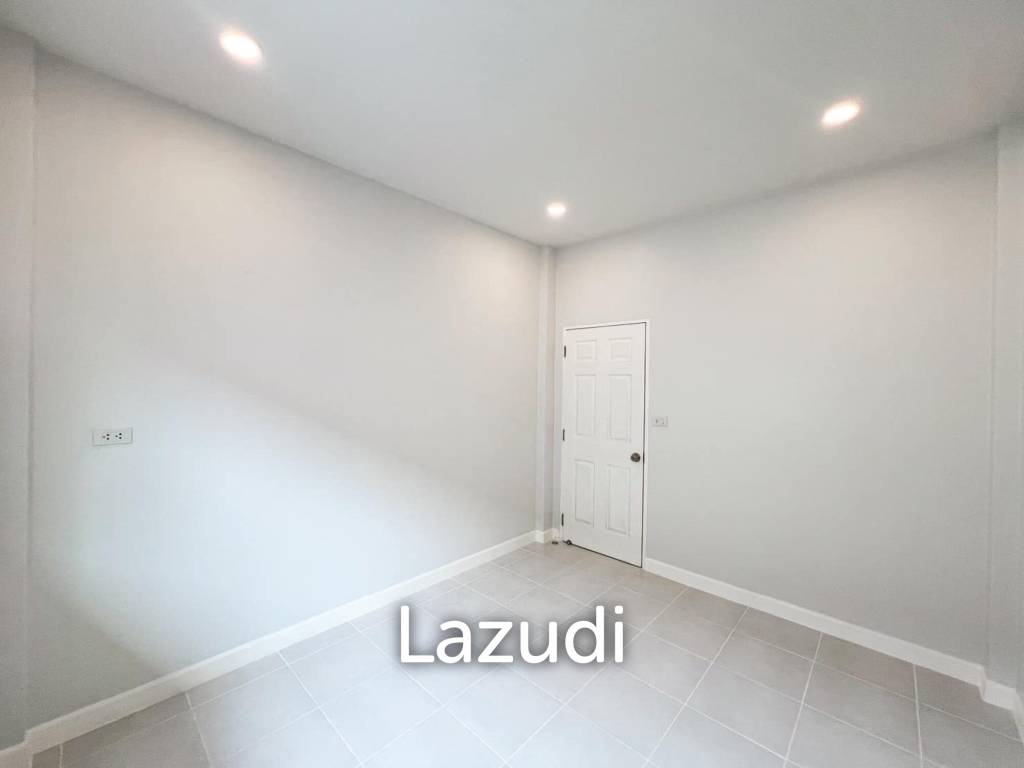 รูป 3-Bedroom Townhouse Near Central Phuket - รูปที่ 7/18