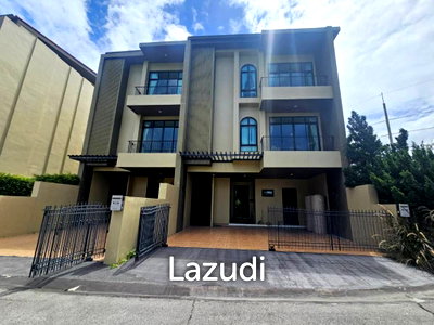 ทาวน์โฮม หัวหิน ซ.112 : AMORE : Chic 3 Story Townhouse in Hua Hin 112