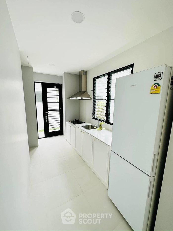 รูป บ้าน 4 ห้องนอน พร้อมรับสัตว์เลี้ยง 302 ตร.ม. โครงการนันทวรรณ พระราม 9 ใกล้สะพานสูง (ID 1413449) - รูปที่ 14/27