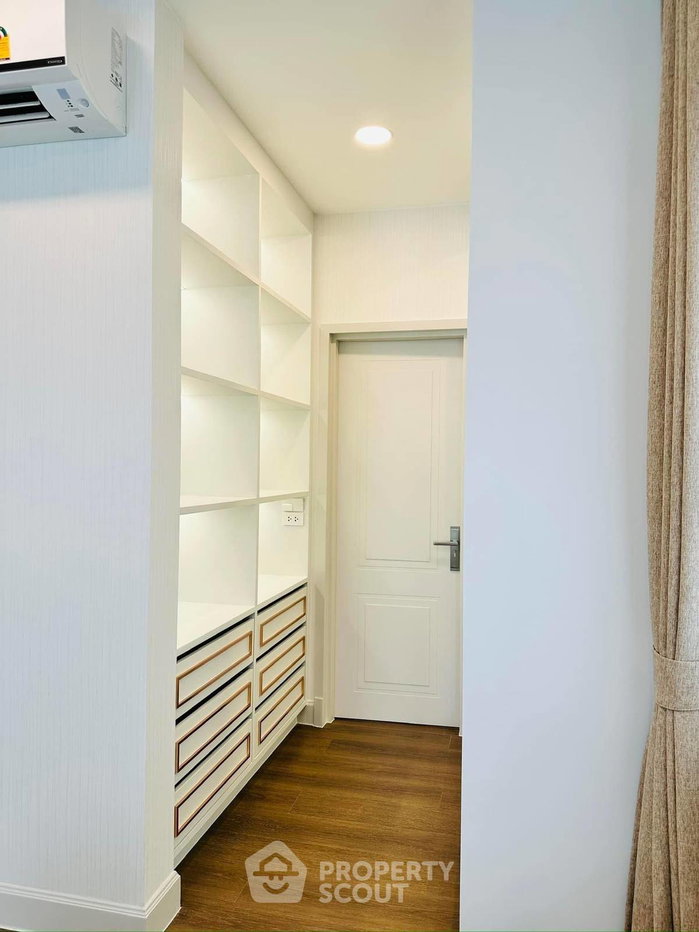 รูป บ้าน 4 ห้องนอน พร้อมรับสัตว์เลี้ยง 302 ตร.ม. โครงการนันทวรรณ พระราม 9 ใกล้สะพานสูง (ID 1413449) - รูปที่ 24/27