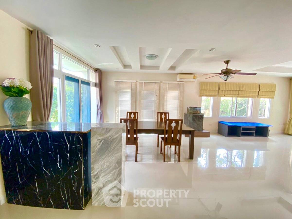 รูป บ้านเช่า 3 ห้องนอน The Boulevard ศรีราชา สุรศักดิ์ ศรีราชา (230 ตร.ม.) (ID 1856938) - รูปที่ 10/38