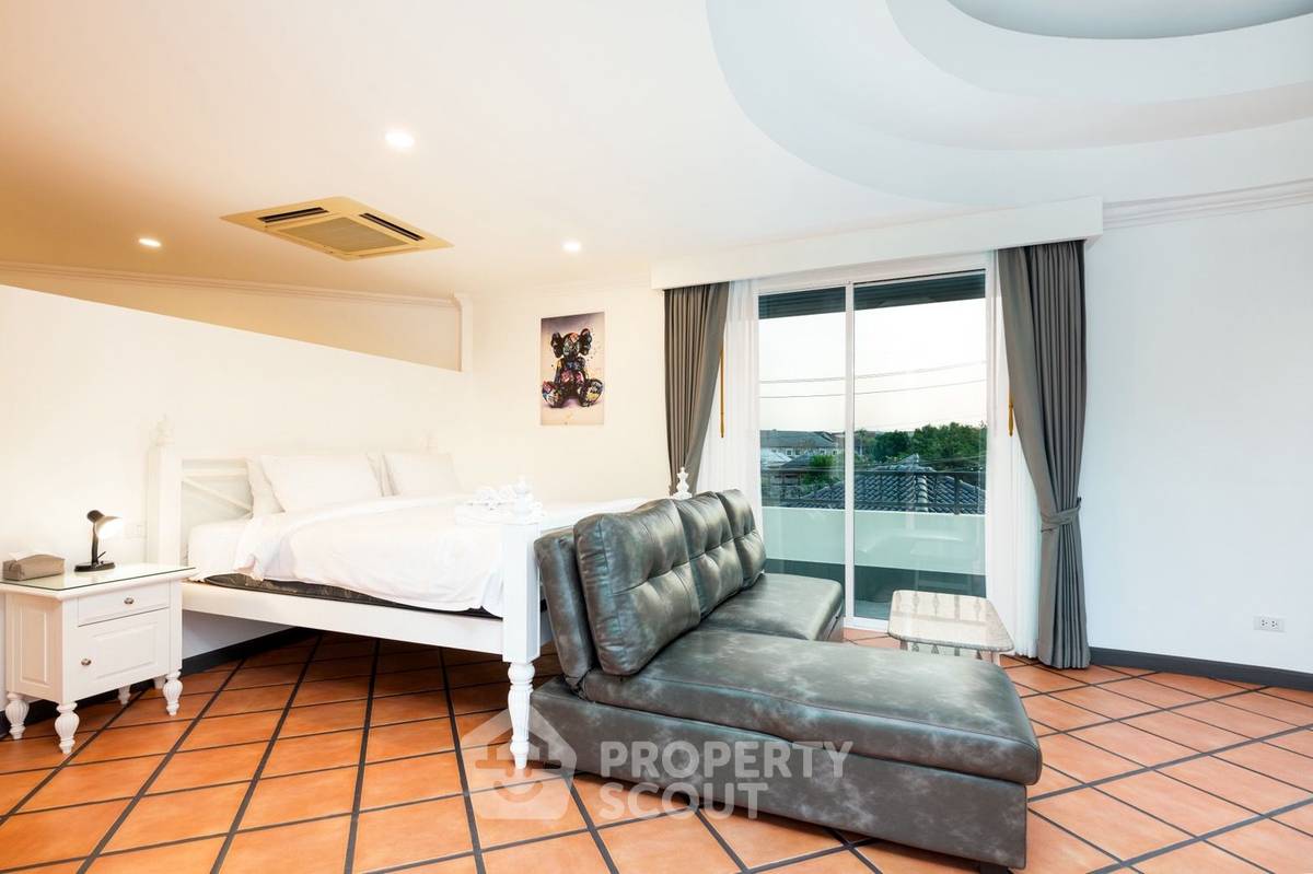 รูป ขายวิลล่า 4 ห้องนอน ในปง บางละมุง ชลบุรี พื้นที่ 425 ตร.ม. (ID 2162974) - รูปที่ 6/31