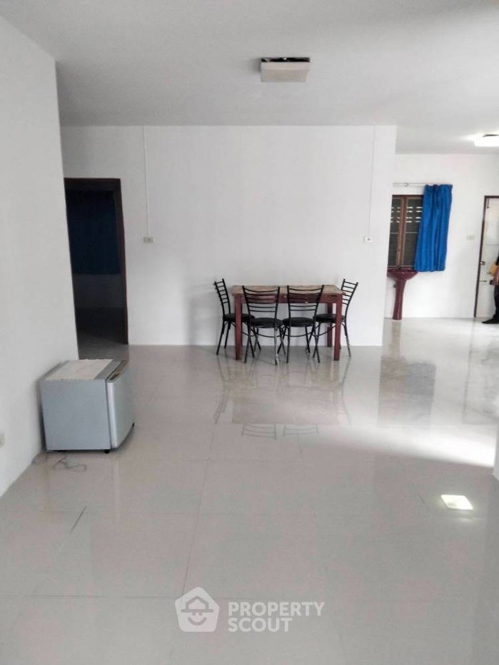 รูป บ้านเดี่ยว 2 ห้องนอน ขาย สุรศักดิ์ ศรีราชา ชลบุรี 93 ตร.ม. (ID 1465964) - รูปที่ 3/12