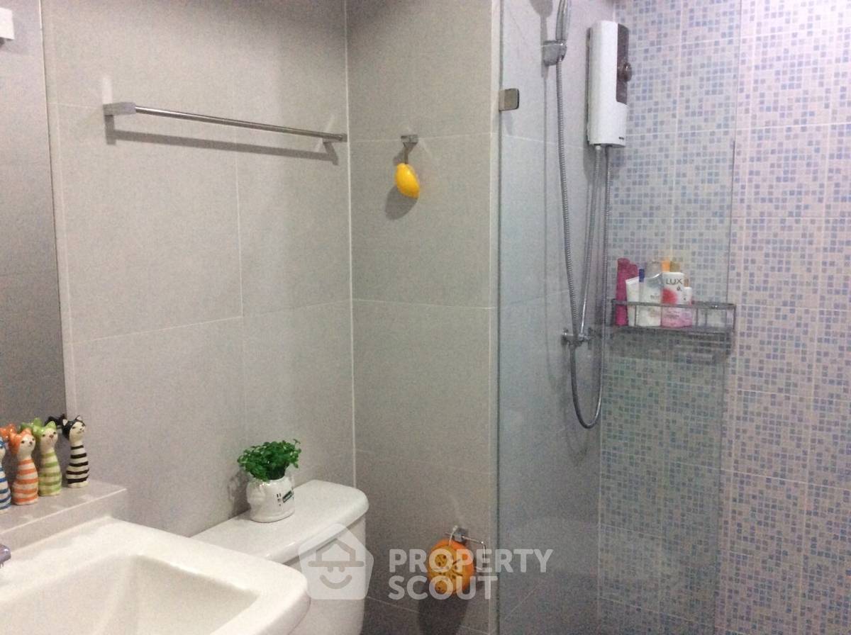 picture 1-BR Condo At The Maple @ Ratchada, Low Floor Near MRT Ratchadaphisek (ID 732429) - 3/13