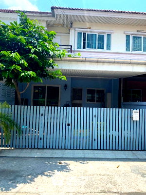 Townhouses for sale : 3-BR Townhouse For Sale In Khan Na Yao, Bangkok (ID 1856285)