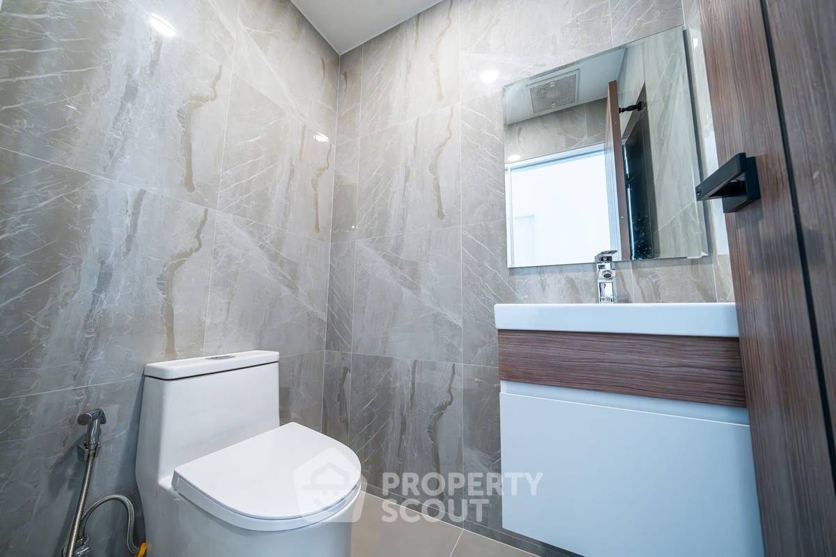 รูป บ้านเดี่ยว 5 ห้องนอน ขาย 250 ตร.ม. ในหนองปรือ พัทยา (ID 2169641) - รูปที่ 23/27