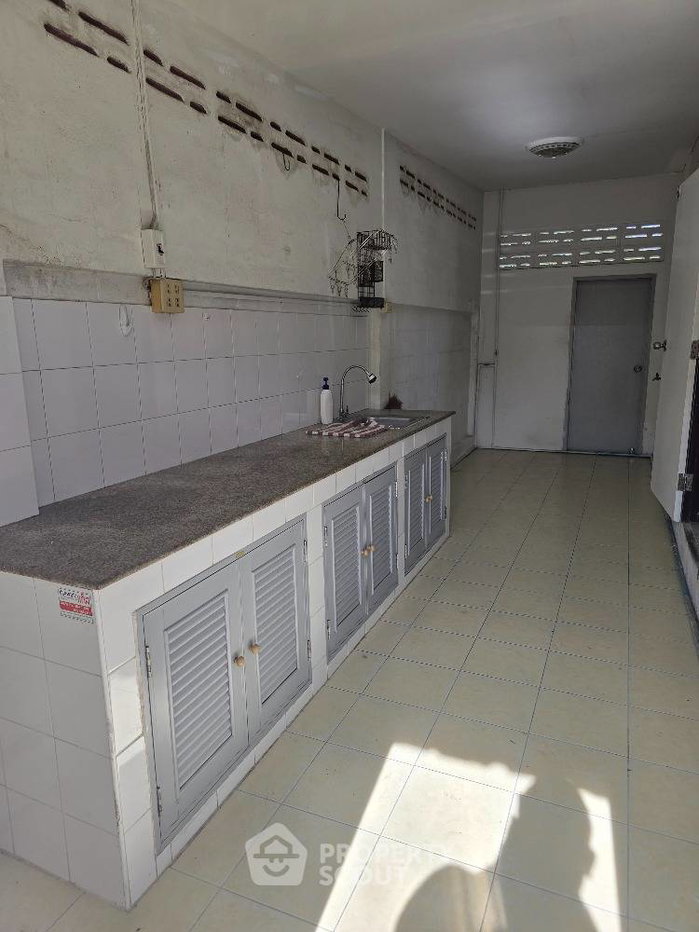 รูป บ้านเดี่ยว 2 ห้องนอน พร้อมเลี้ยงสัตว์ได้ ขาย ในหนองขาม ศรีราชา (93 ตร.ม.) (ID 1887414) - รูปที่ 10/10