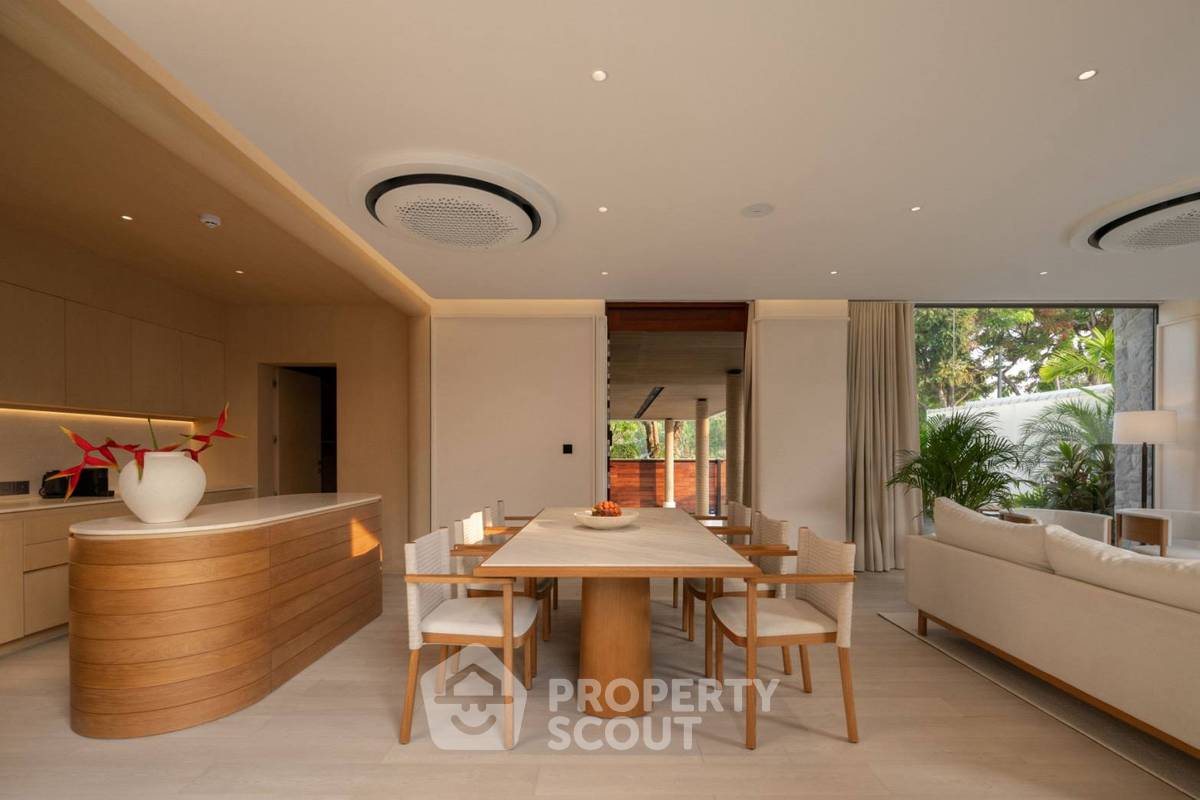 รูป คอนโดให้เช่า 3 ห้องนอน โครงการ Mövenpick White Sand Beach Pattaya ขนาด 262 ตร.ม. (ID 2452308) - รูปที่ 9/35