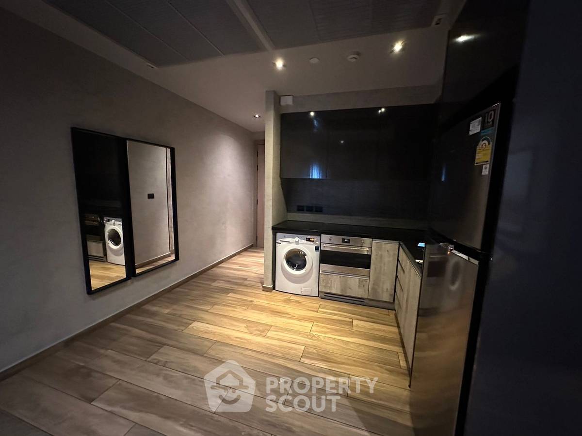 รูป คอนโด 2 ห้องนอน 88 ตร.ม. The Lofts Asoke ใกล้ MRT เพชรบุรี 300 ม. (ID 1034202) - รูปที่ 4/12
