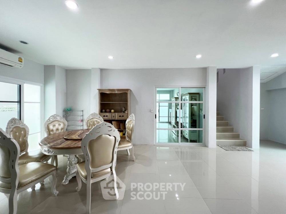 picture 5-BR House 400 Sqm For Sale, Top Land Ratsada Phuket (ID 1865053) - 8/20