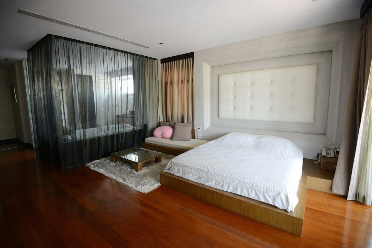 รูป หลังใหญ่ พื้นที่เยอะ คฤหาสน์ หมู่บ้านไพรเวท เนอวาน่า ลาดพร้าว (Private Nirvana Ladphow) - รูปที่ 4/39