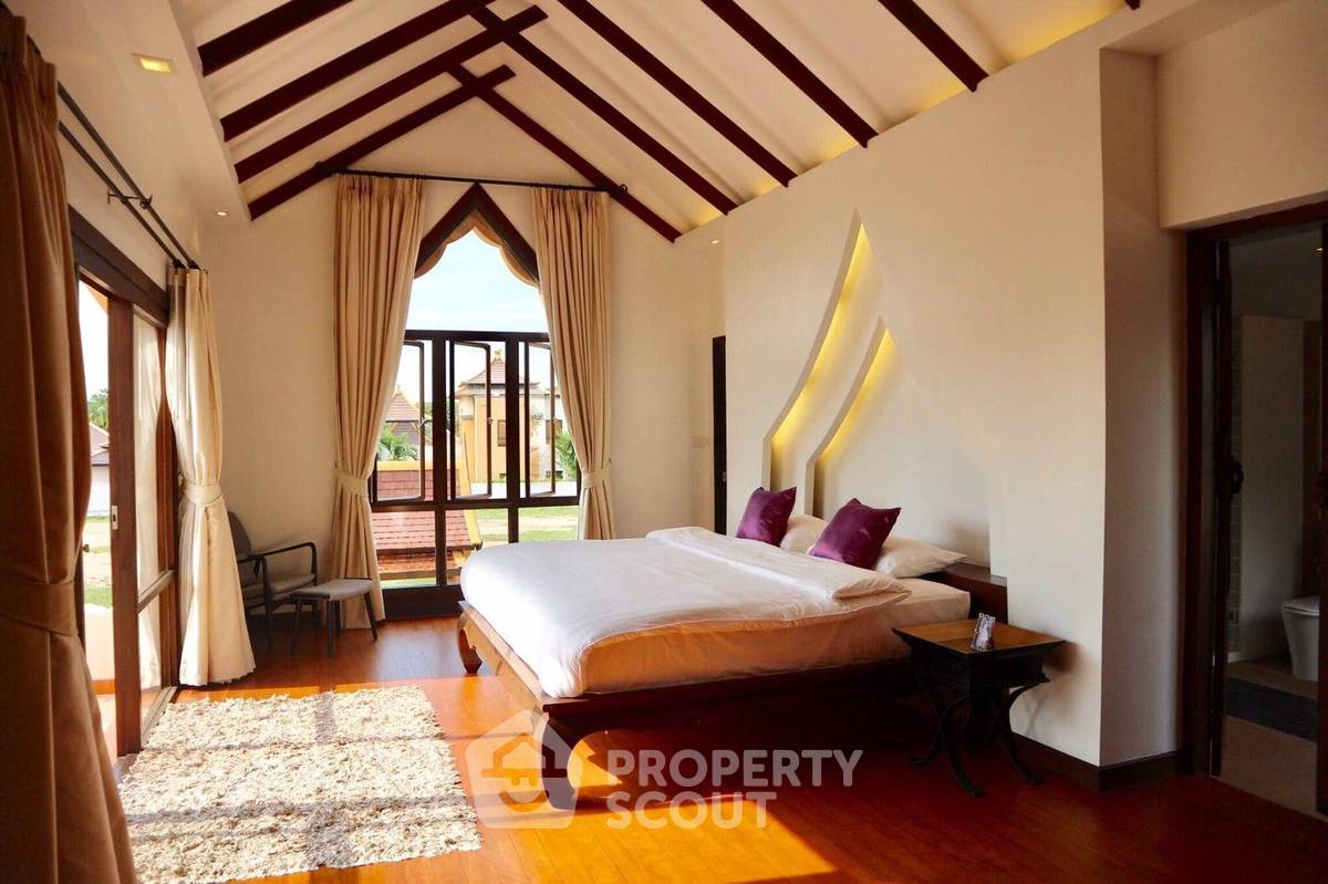 รูป วิลล่า 5 ห้องนอน 1,084 ตร.ม. ภูธารา พัทยาตะวันออก (ID 2145554) - รูปที่ 3/14