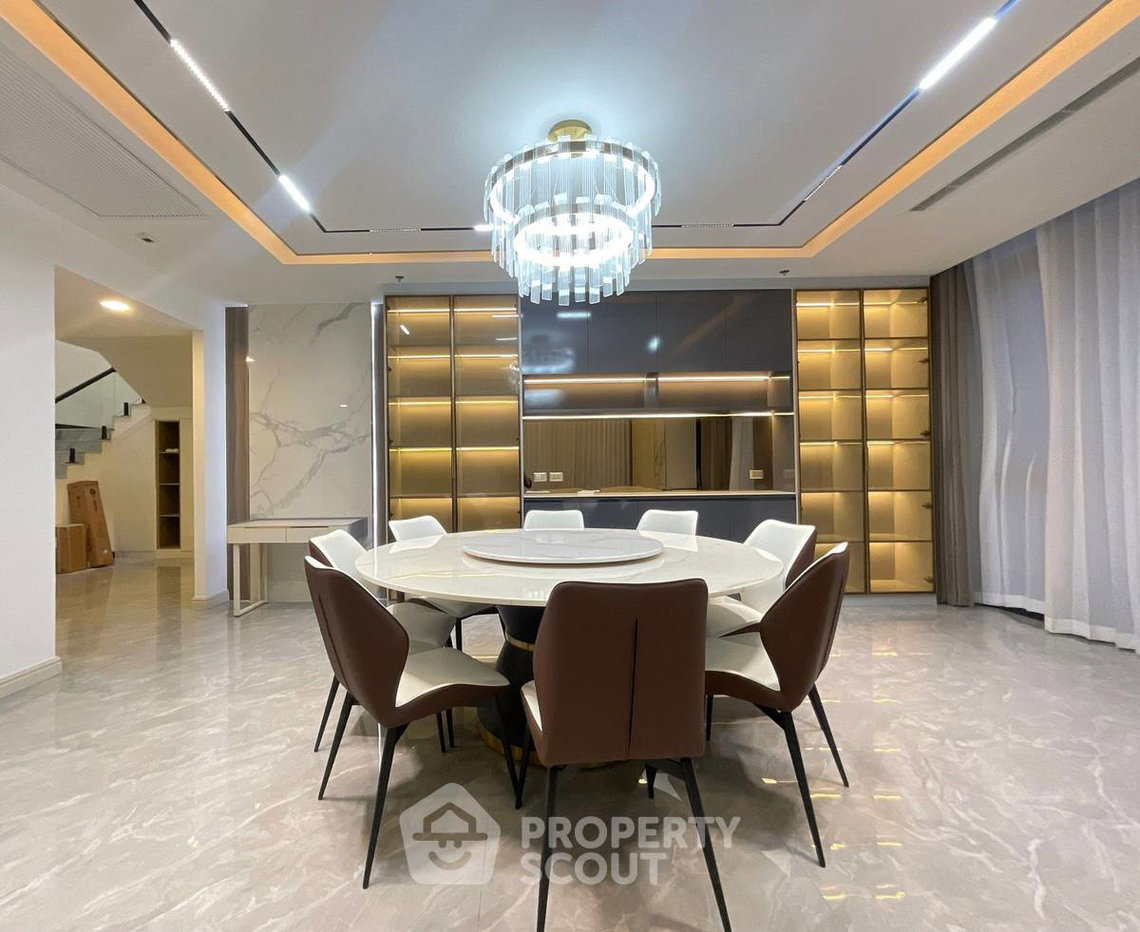 รูป เพนท์เฮาส์ 5 ห้องนอน ชั้น 59 ขนาด 280 ตร.ม. One 9 Five Asoke ใกล้ MRT พระราม 9 300 ม. (ID 1539410) - รูปที่ 3/19