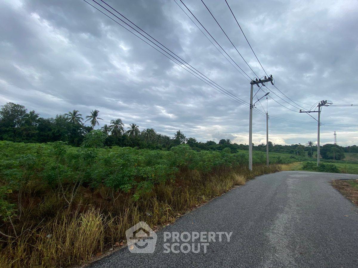 รูป ที่ดินเปล่า ขาย ใกล้ศุรศักดิ์ ศรีราชา ชลบุรี (ID 2111917) - รูปที่ 3/5
