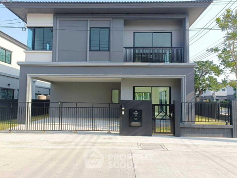 Pet-Friendly 4-BR House For Sale, Britania Bangna-Theparak (ID 2002210)