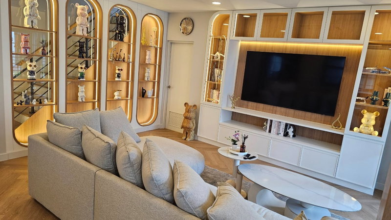 Houses for sale : Centro Bangna – Modern Luxury Sale Price: 16,900,000 THB (Transfer fee 50/50) Move-in Ready, Fully Furnished