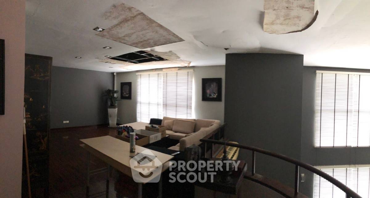 รูป บ้าน 4 ห้องนอน ขาย ในแซมเสนใน พญาไท ใกล้ BTS สะพานควาย (ID 2083325) - รูปที่ 4/33