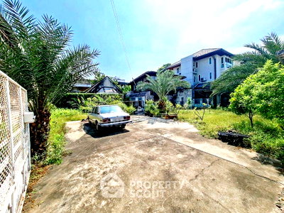 Land for sale Wongwian Yai : Land For Sale In Bukkhalo, Thon Buri Near BTS Pho Nimit (300m) (ID 1443972)