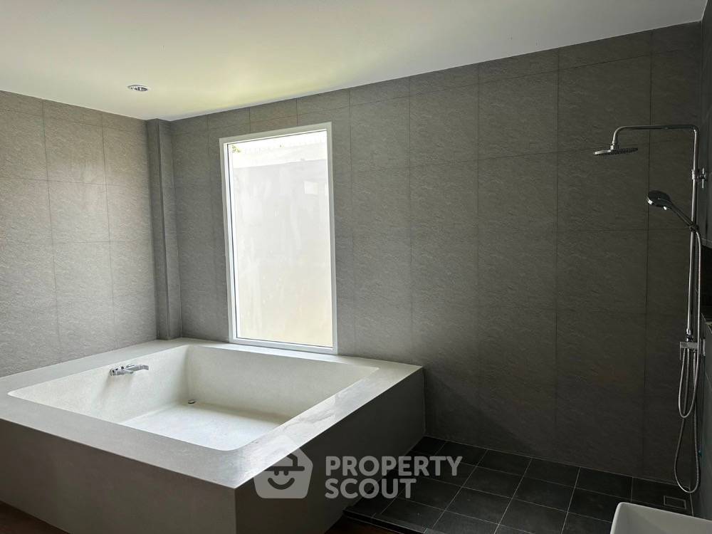 รูป บ้านเดี่ยว 4 ห้องนอน ขาย Village Sasikarn ย่านเทพารักษ์ (ID 1838875) - รูปที่ 16/18