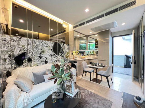 1-BR Condo At The Crest Park Residence, 70m To MRT Phahon Yothin (ID 939309)