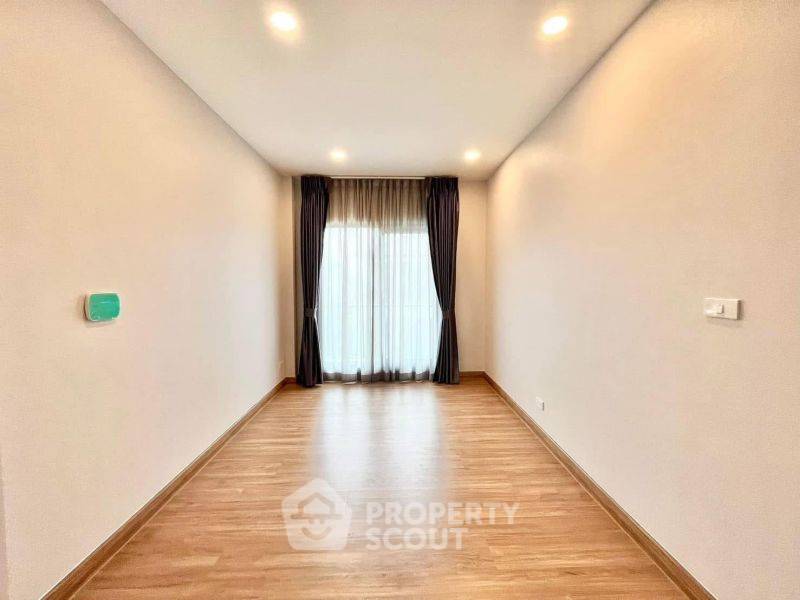 รูป บ้าน 4 ห้องนอน ให้เช่า Centro Vibhavadi เขตดอนเมือง กรุงเทพ (ID 2148203) - รูปที่ 9/10