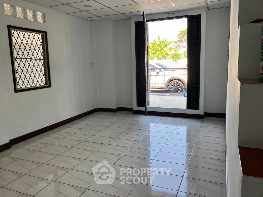 รูป บ้าน 4 ห้องนอน 210 ตร.ม. ใกล้ ARL บ้านทับช้าง กรุงธนบุรีเครทธ สะพานสูง (ขาย) (ID 1401630) - รูปที่ 16/16