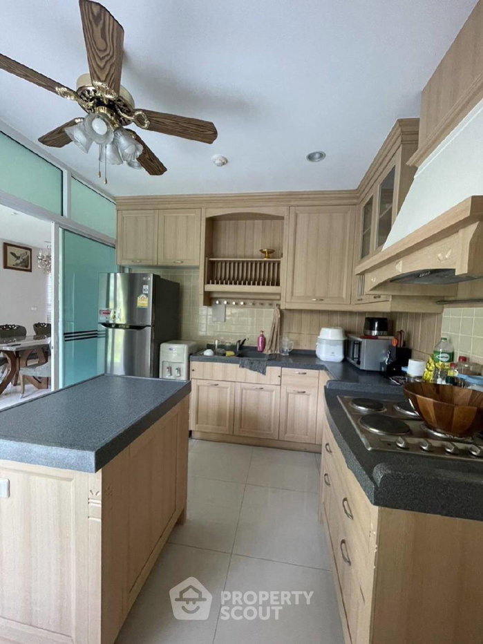picture 5-BR Pet-Friendly House For Sale San Phisuea, Chiang Mai (ID 1521501) - 28/28