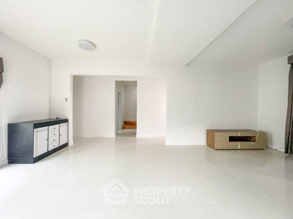 รูป บ้าน 3 ห้องนอน ขาย ที่ เพอร์เฟค เพลส ราชพฤกษ์ เป็นมิตรกับสัตว์เลี้ยง (ID 1322561) - รูปที่ 4/7
