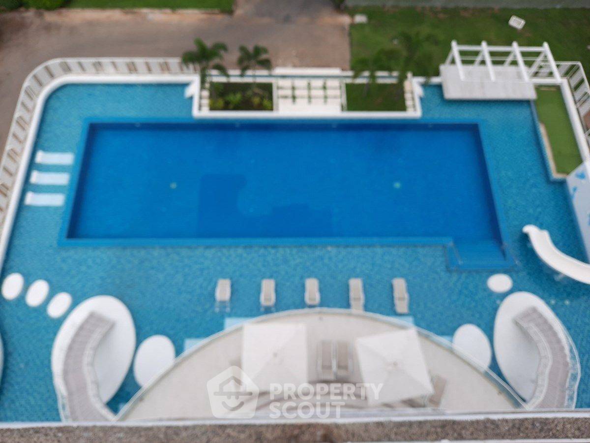 รูป คอนโด 2 ห้องนอนขนาดใหญ่ 148 ตร.ม. ที่ La Royale Beach Condo พัทยา (ID 1556620) - รูปที่ 13/20