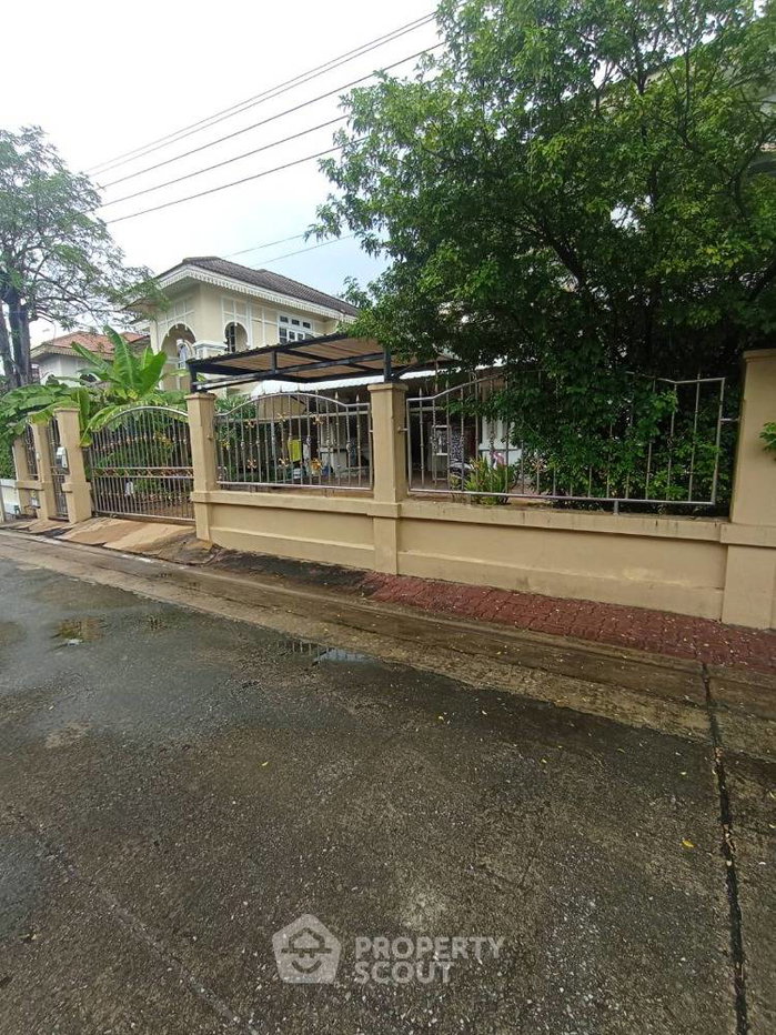 รูป บ้าน 3 ห้องนอน ขาย ใน นารีสา ธนบุรีรมย์ เขตทุ่งครุ (ID 1894315) - รูปที่ 8/9