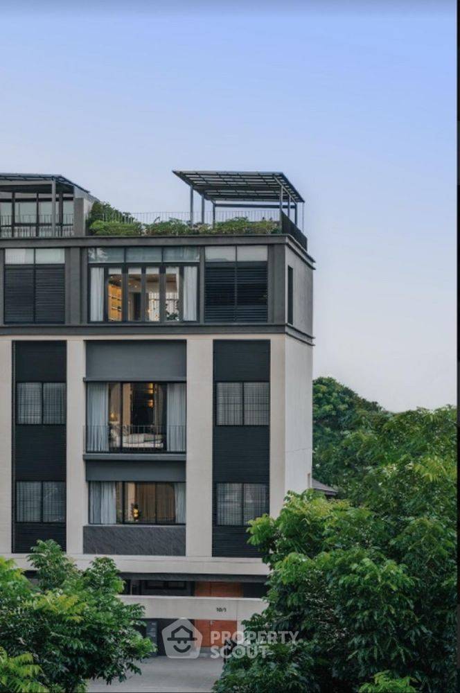 Townhouses for sale : 3-Bedroom Townhouse For Sale, Aires Rama 9, Suan Luang (ID 2150579)