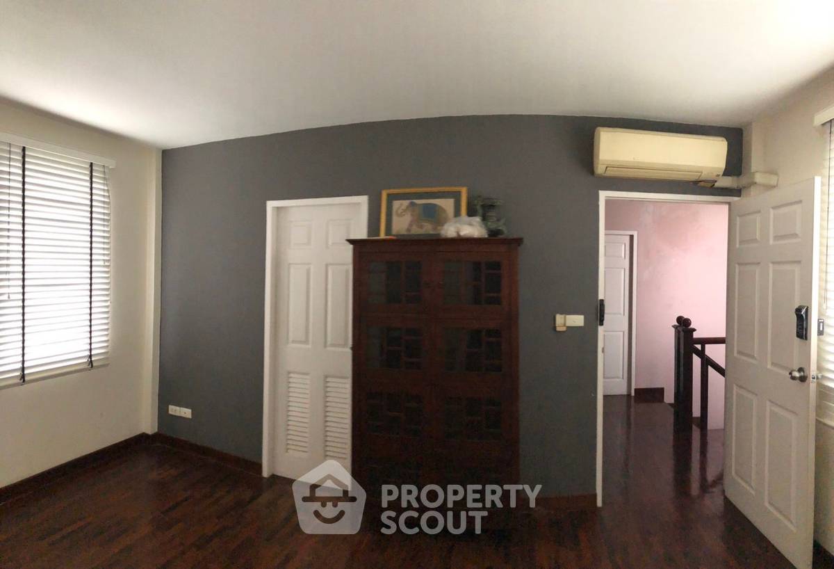 รูป บ้าน 4 ห้องนอน ขาย ในแซมเสนใน พญาไท ใกล้ BTS สะพานควาย (ID 2083325) - รูปที่ 24/33