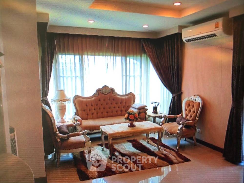 picture 5-BR Pet-Friendly House For Sale San Phisuea, Chiang Mai (ID 1521501) - 6/28